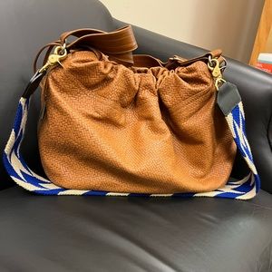 Rough & Tumble woven saddle truffle